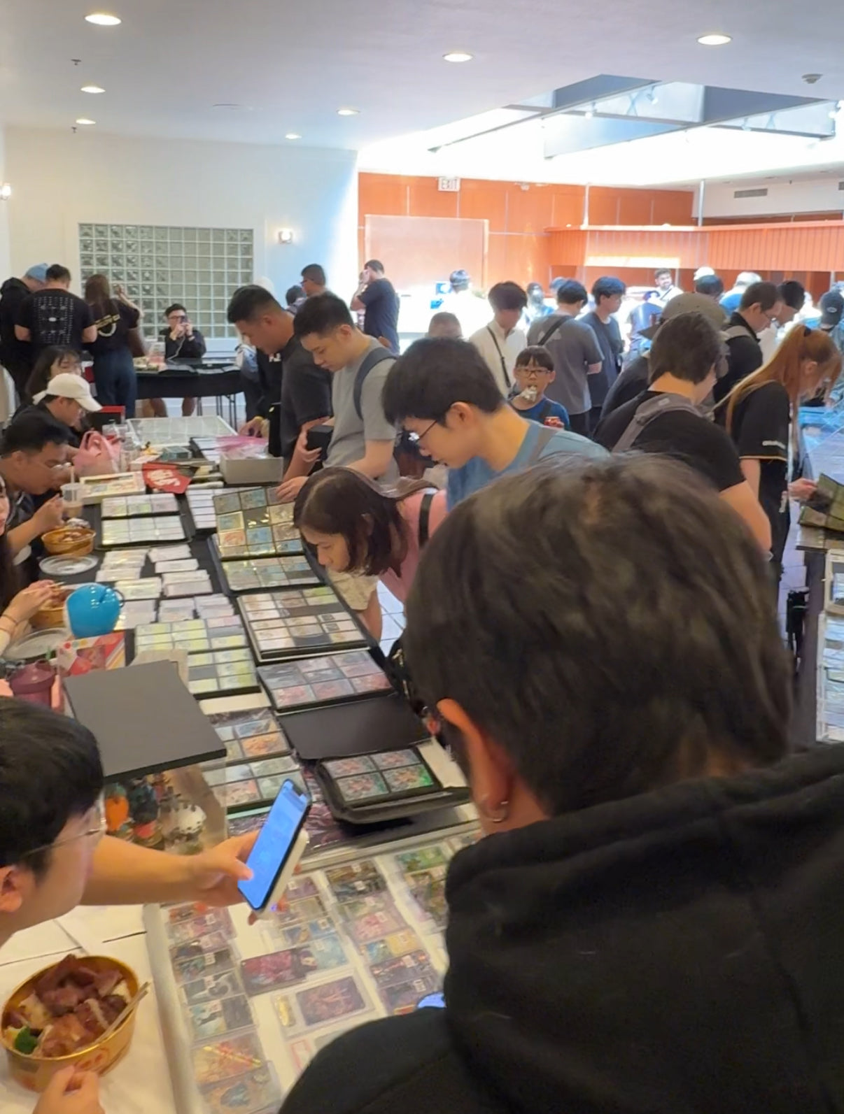 Nov 1 (SAT) : Collectors _Fest @ Hotel Executive Vancouver Airport