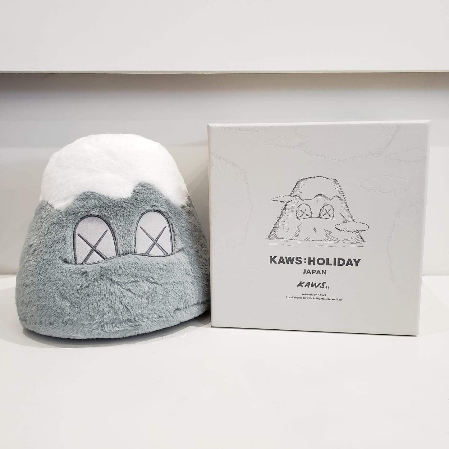 KAWS:HOLIDAY JAPAN 8" Mount Fuji Plush (Grey)