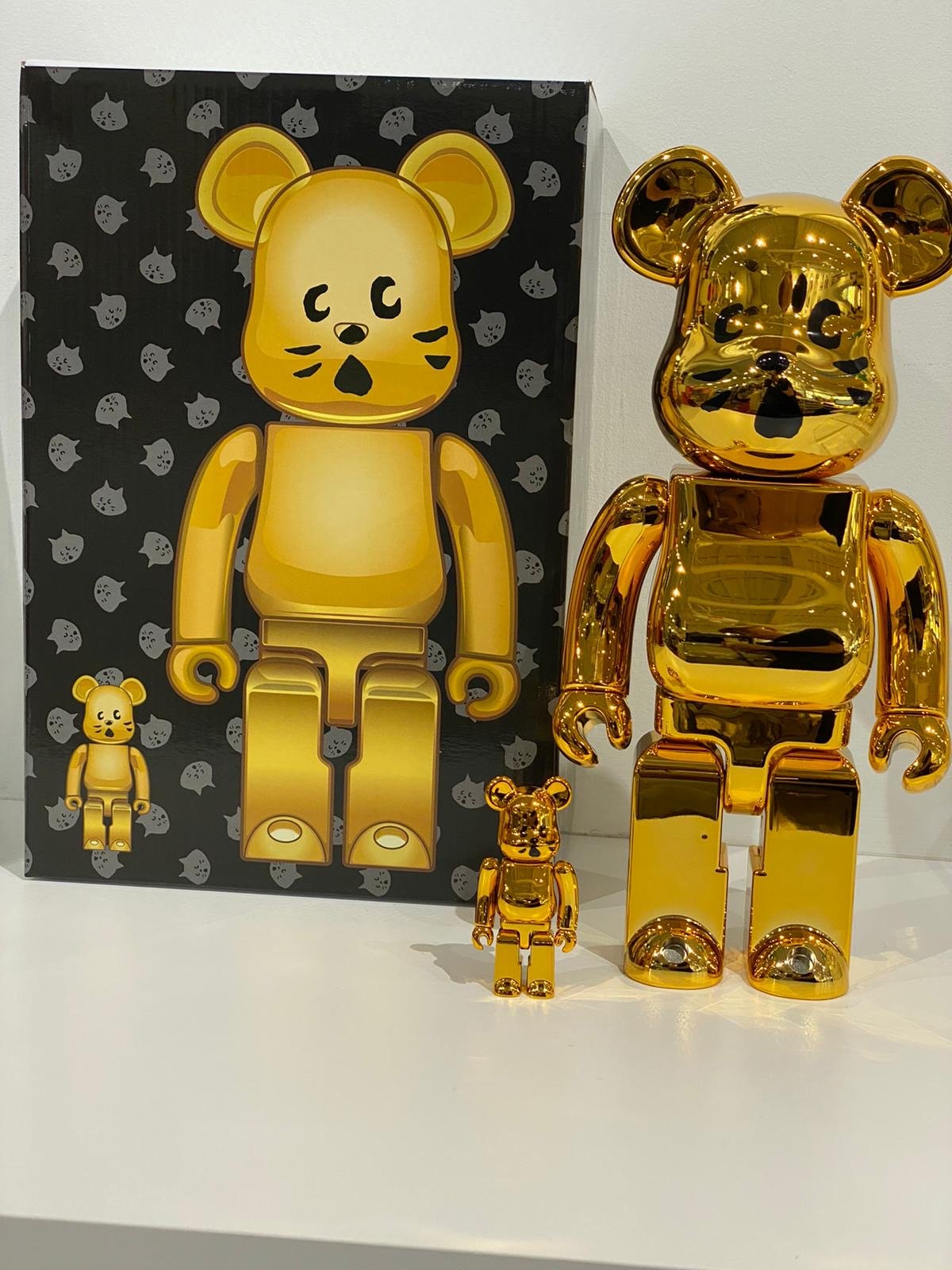 BE@RBRICK Nya Gold Plated Ver. 100% & 400%