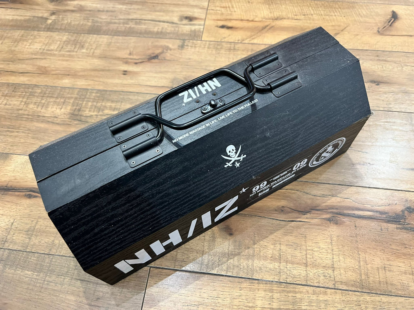 Neighborhood wooden tool box (no lock)