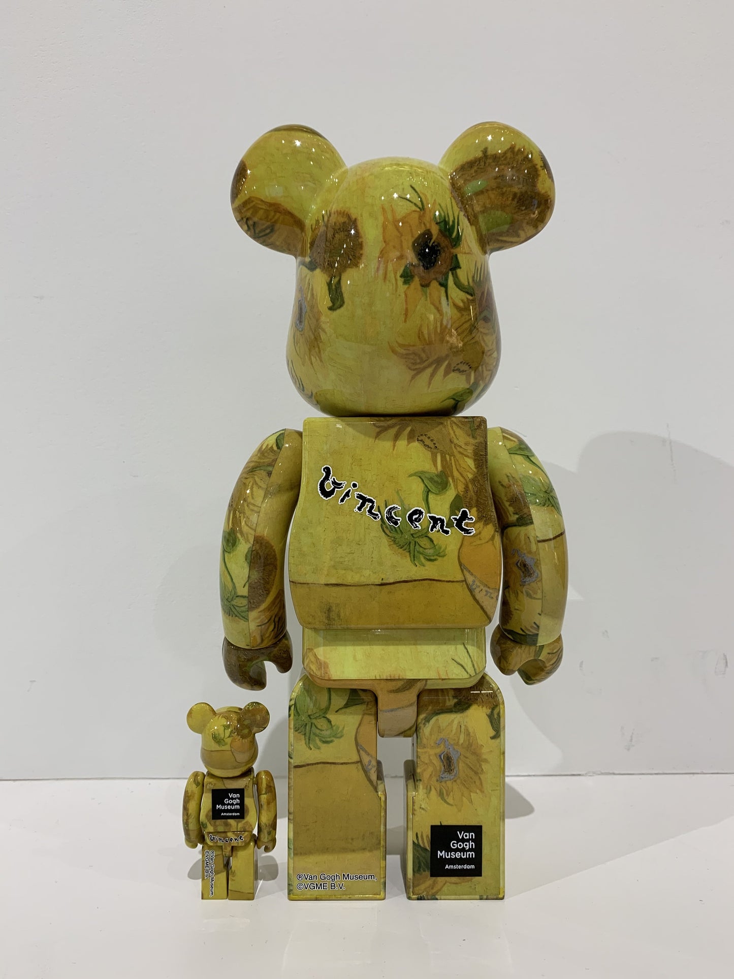 Van Gogh "Sunflowers" 400% + 100% set Be@rbrick