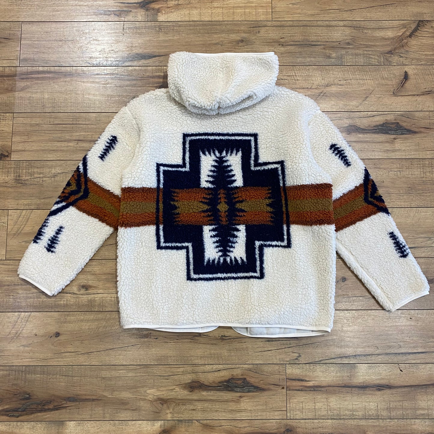 Pendleton Lamb Fleece Jacket (Black/White/Brown)