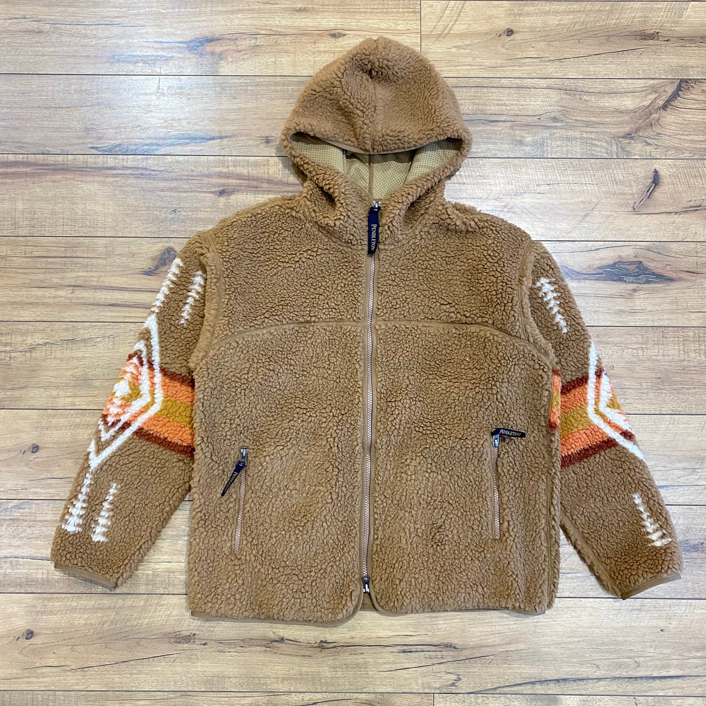Pendleton Lamb Fleece Jacket (Black/White/Brown)