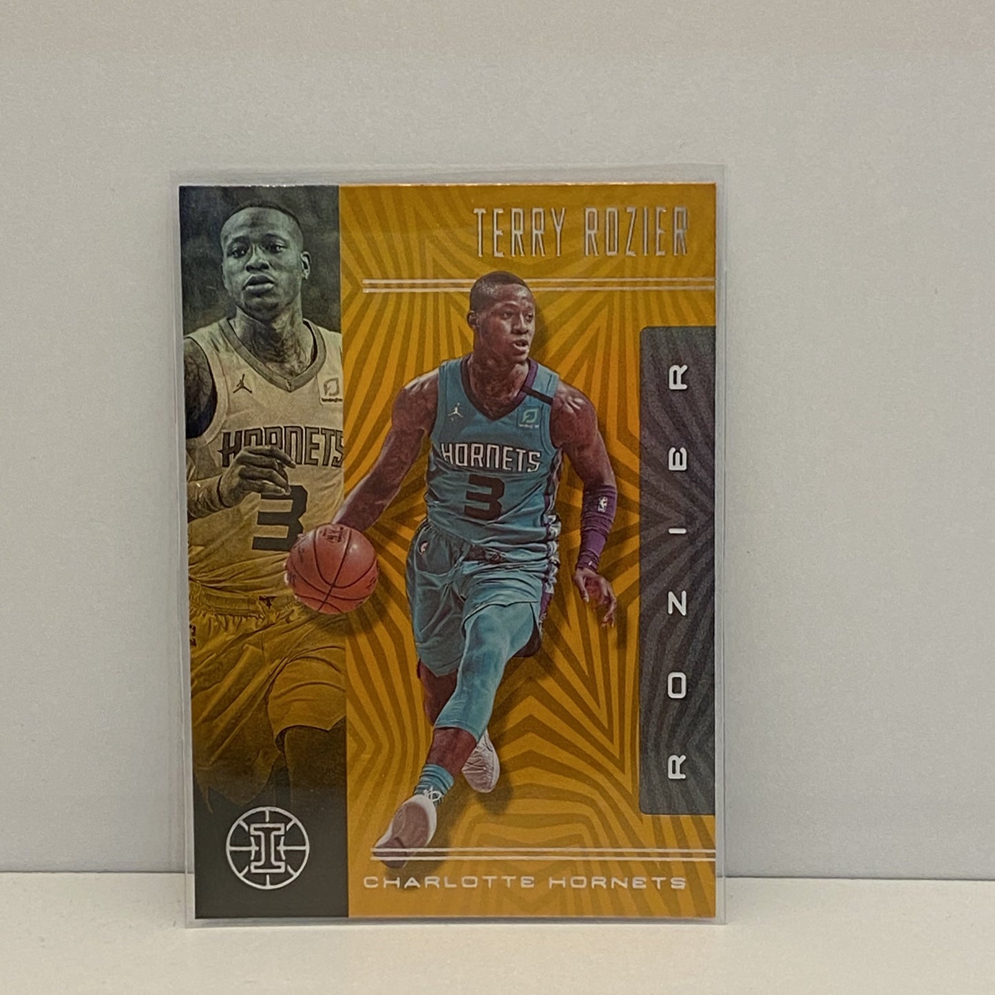 2019-20 PANINI ILLUSIONS BASKETBALL Shining Stars Orange