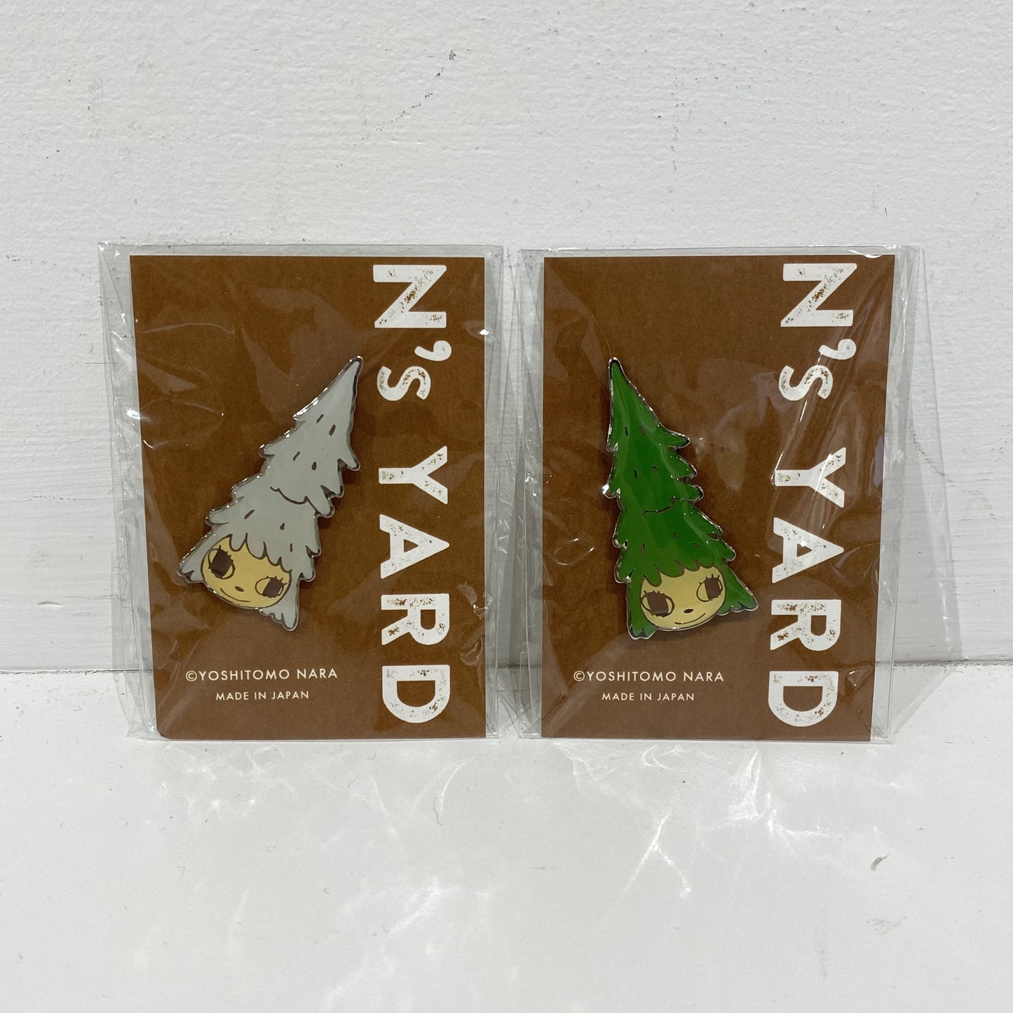 Yoshitomo Nara Miss Forest Pin (White/ Green)