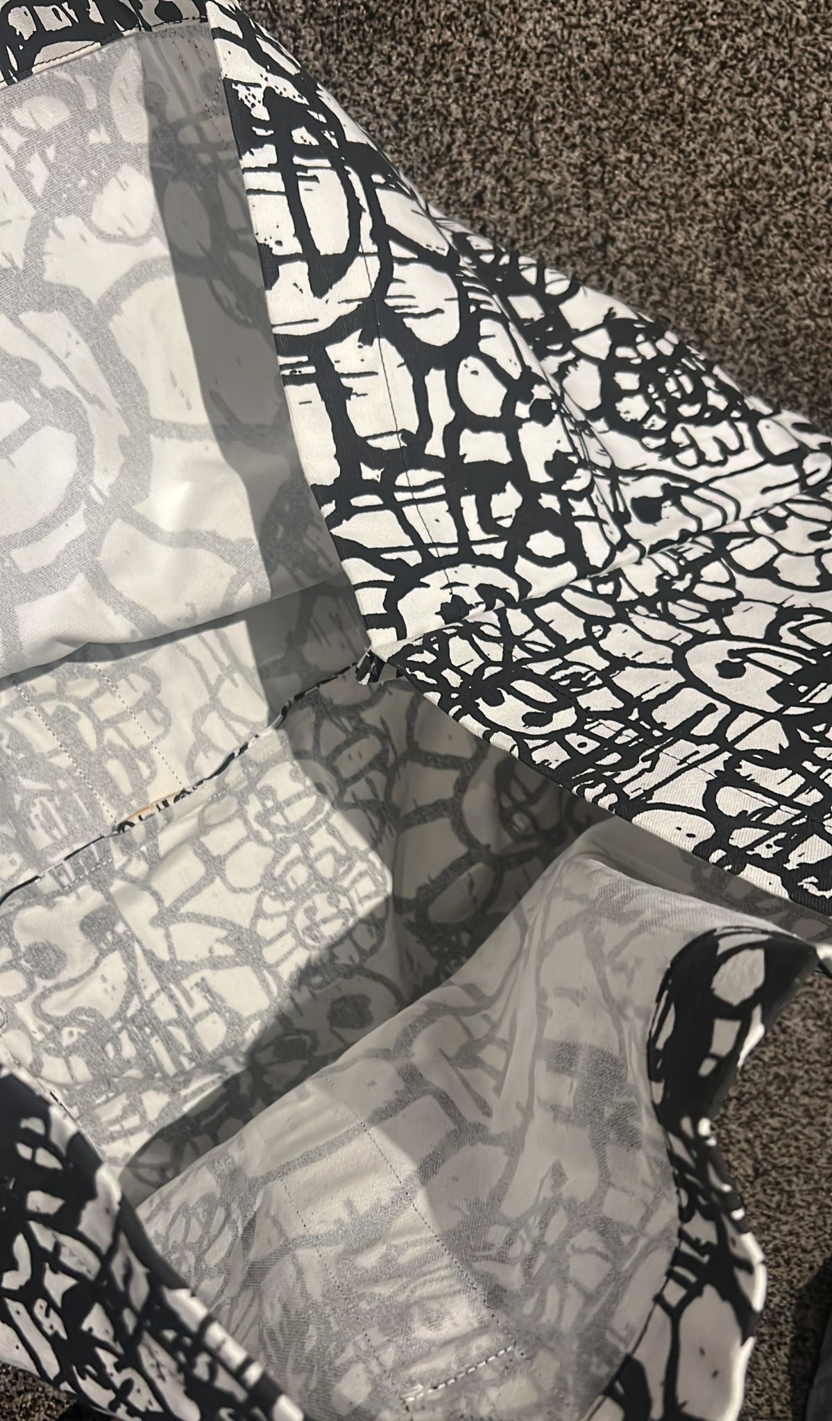 Takashi Murakami x Madsaki all over printed super size canvas bag with murakami Autograph ( 1 of 1 )