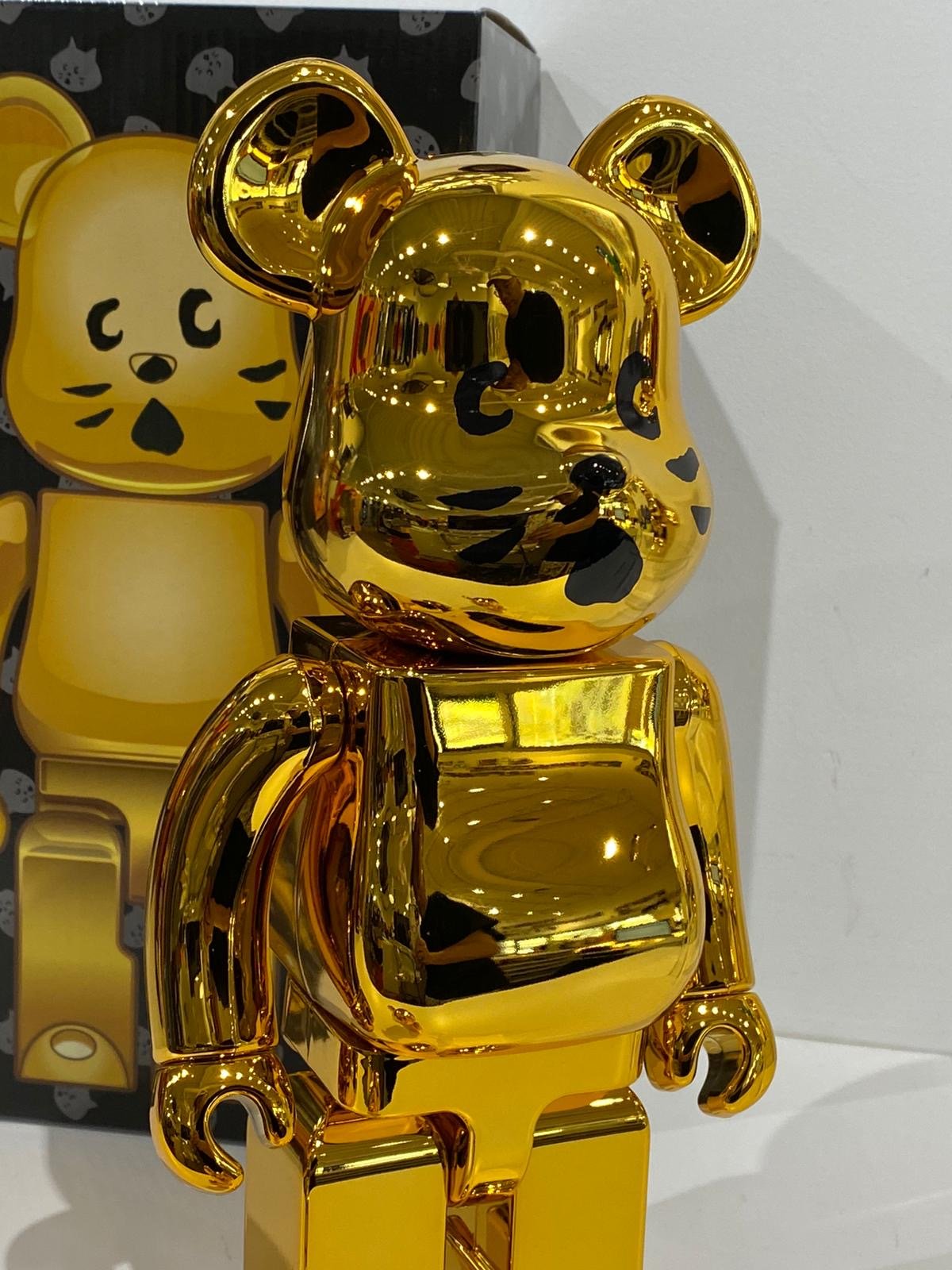 BE@RBRICK Nya Gold Plated Ver. 100% & 400%