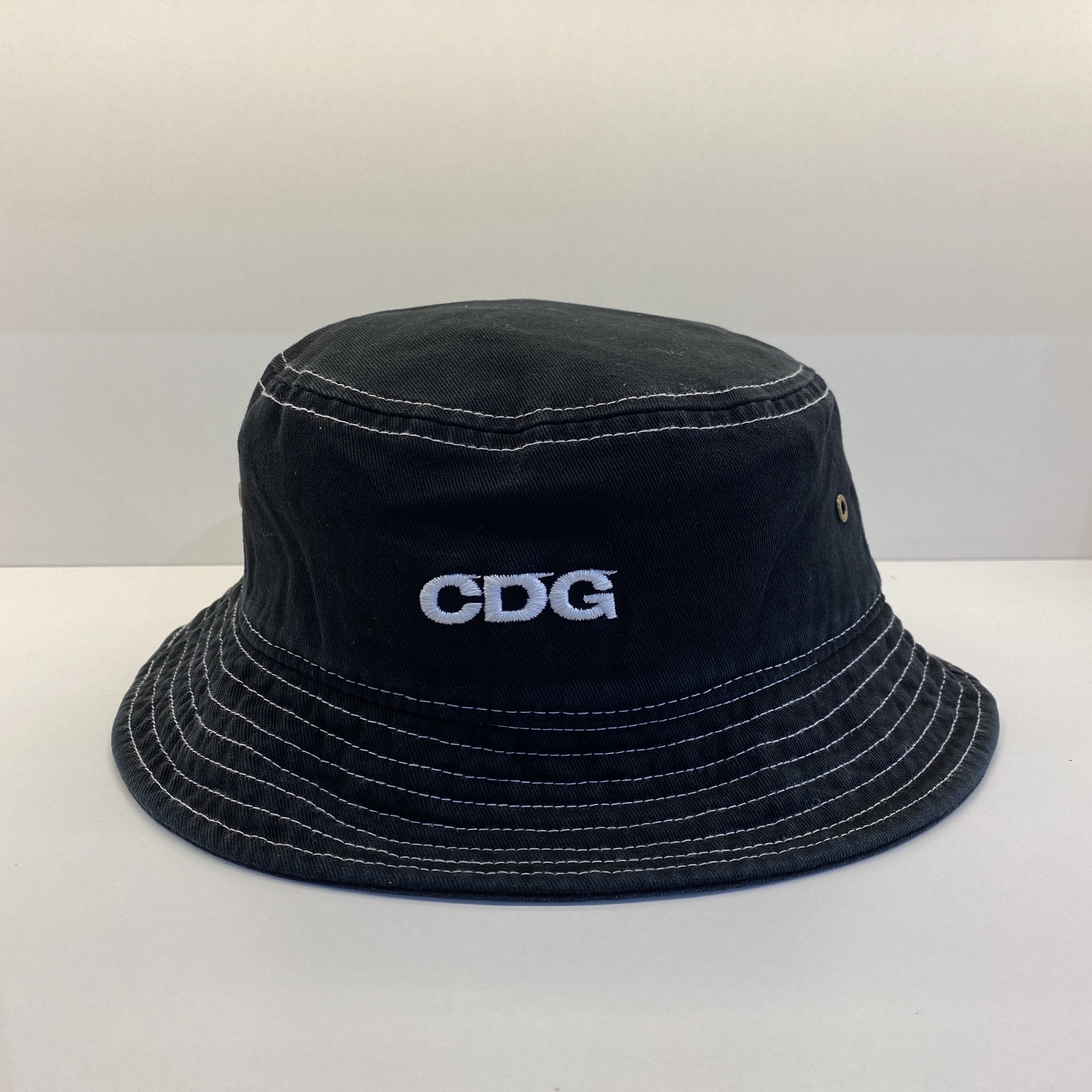 Cdg bucket hat on sale