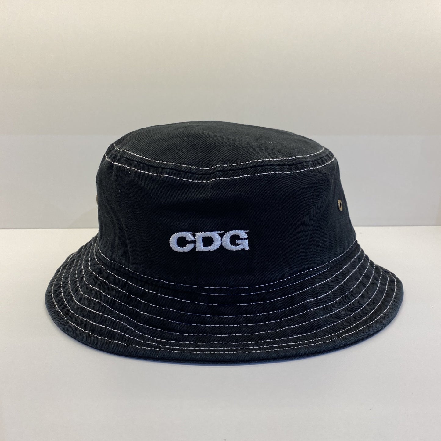 CDG (comme des garcons) Bucket Hat