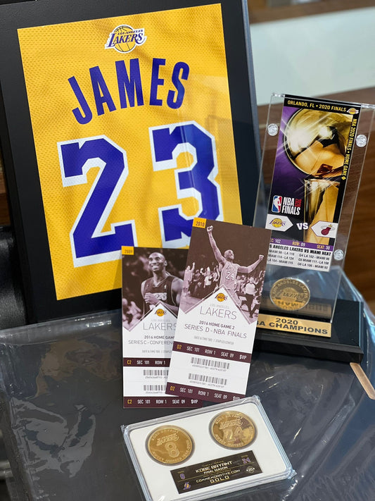 Lakers Kobe and Lebron Championship Set